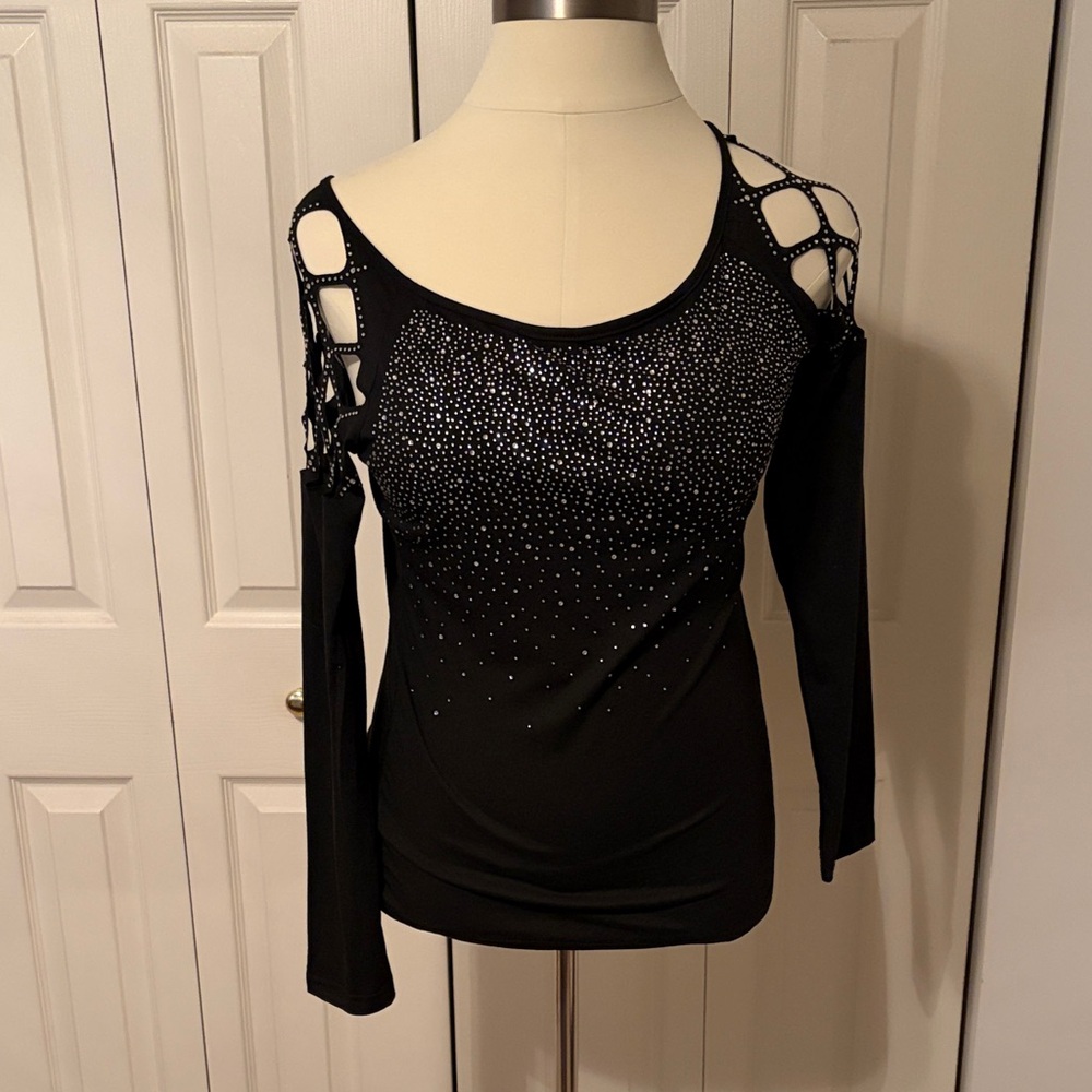 MISSLOOK Black Cold Shoulder Blouse with Embellishments